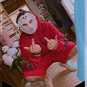 Meet your Posher, Riley